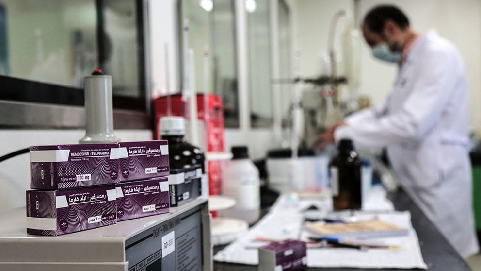 Un laboratorio donde se fabrica el medicamento Remdesivir, principal tratamiento frente al coronavirus. ARCHIVO