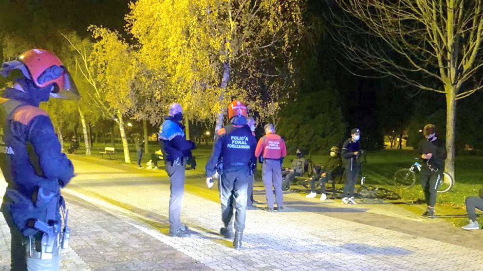 Agentes de la Policía Foral han intervenido en un intento de pelea en Barañáin.