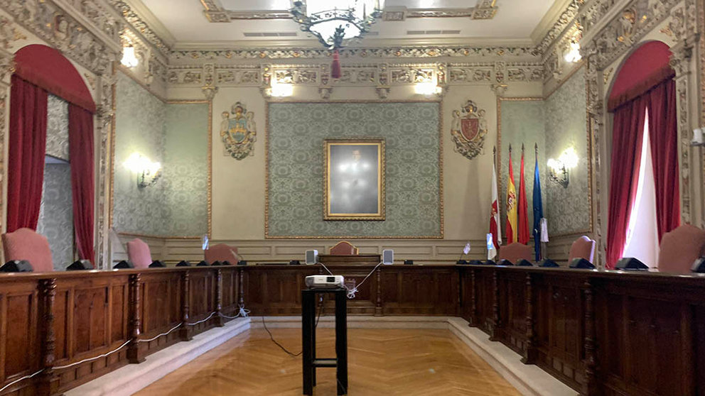 Salón del plenos del Ayuntamiento de Tudela. ARCHIVO