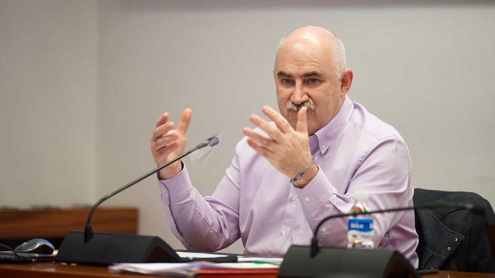 Comparecencia para que el consejero José María Aierdi informe sobre el proceso de enajenación de la parcela de la antigua Superser en Cordovilla. MIGUEL OSÉS