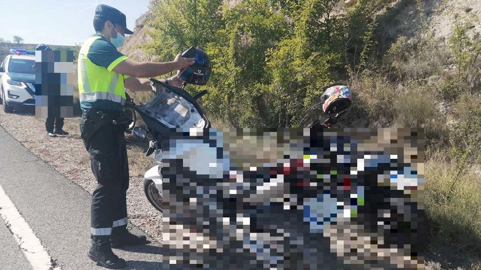 Dos motoristas han resultado heridos en un accidente de tráfico en Viana. GUARDIA CIVIL