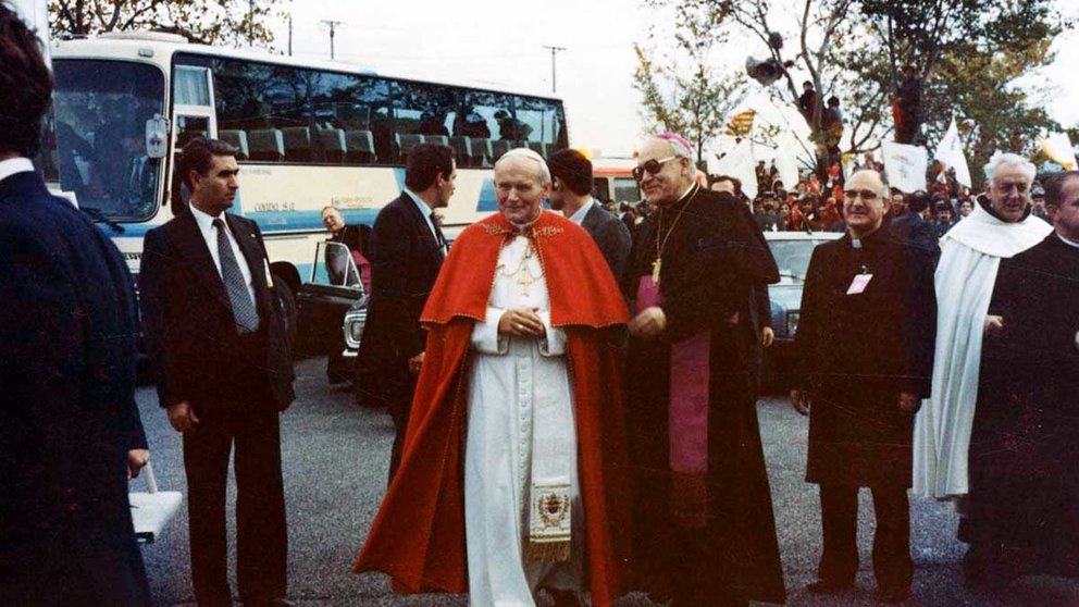 Juan Pablo II llega al centro misional de Javier. DFN.