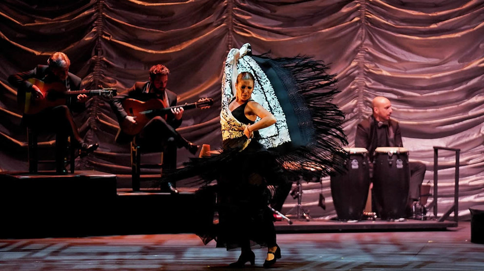 Sara Baras regresa a Pamplona con 'Alma', un abrazo al flamenco y al bolero.