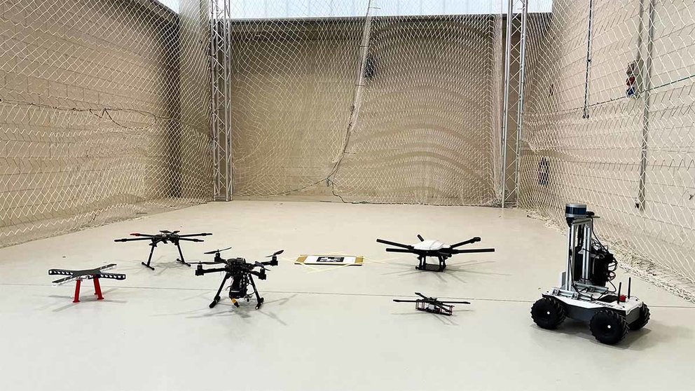 Nuevo laboratorio para testar y ensayar nuevas soluciones tecnológicas en el uso de vehículos autónomos terrestres y aéreos (drones). NAITEC
