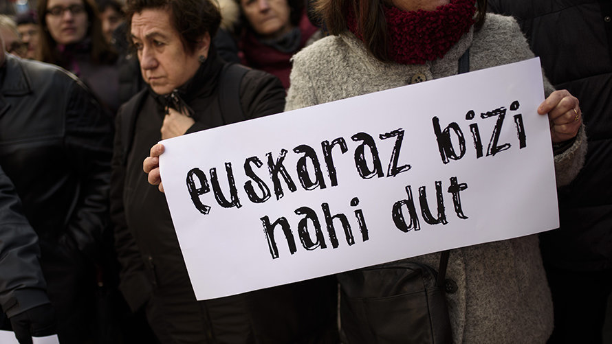 Imagen de archivo de una manifestación en favor del euskera. MIGUEL OSÉS