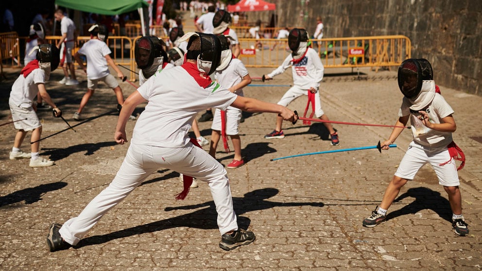 Actividades deportivas de SportKids en la Medio Luna de Pamplona durante las fiestas de San Fermín 2022. PABLO LASAOSA