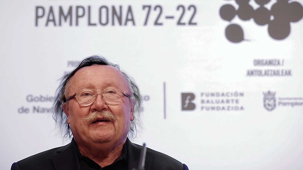 Peter Sloterdijk en la rueda de prensa que ha protagonizado con motivo de Los Encuentros de Pamplona 72-22. EFE