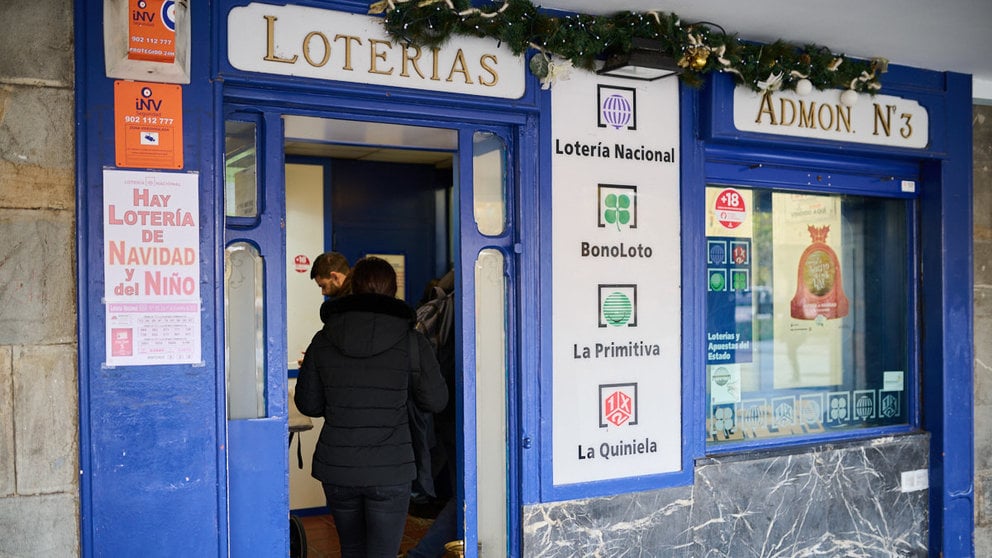 Administración de lotería número 3, en la Plaza del Castillo número 6. PABLO LASAOSA