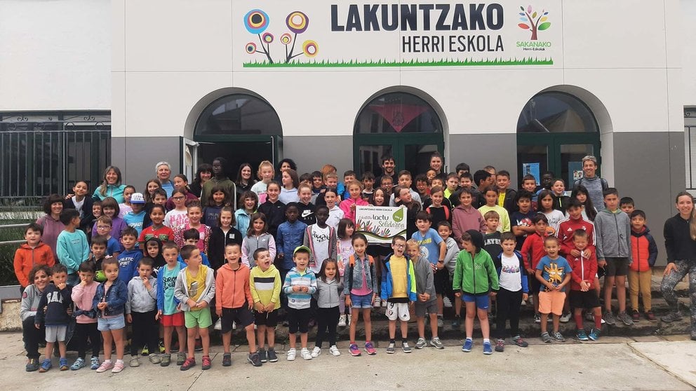 Alumnos colegio Lakuntza en el proyecto de Lactudesayunos saludables y solidarios. CEDIDA