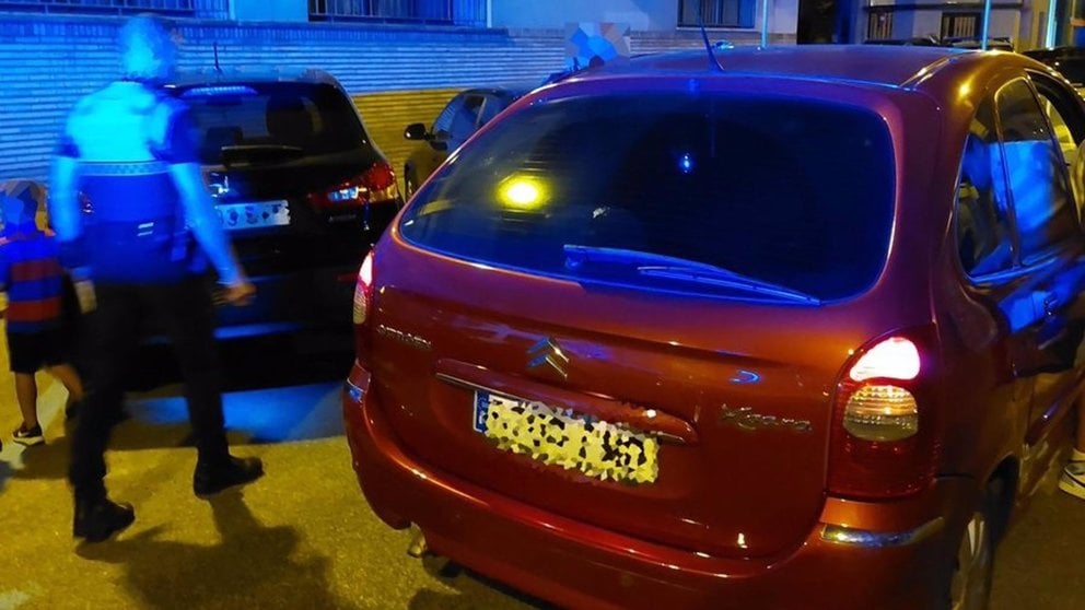 Denunciado un conductor en Pamplona por ejercer la actividad de taxi sin licencia. POLICÍA MUNICIPAL
