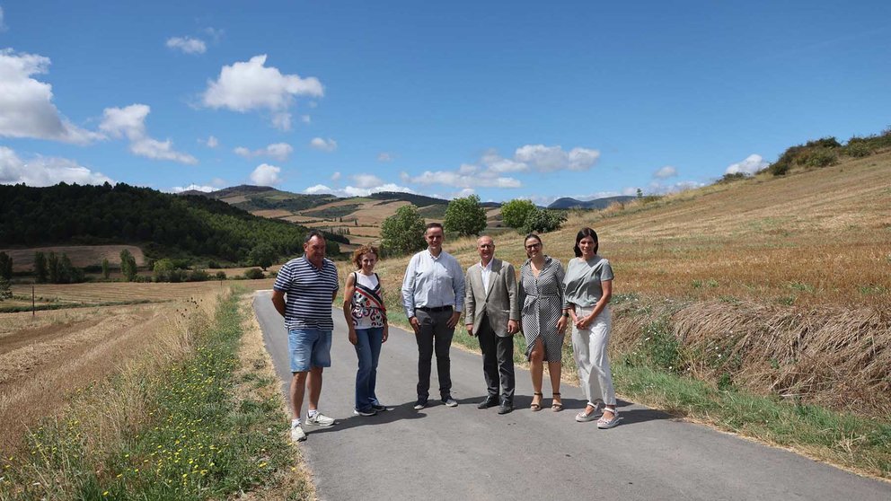 Visita a la zona donde han comenzado las obras de la nueva ruta ciclable de Cizur. GOBIERNO DE NAVARRA