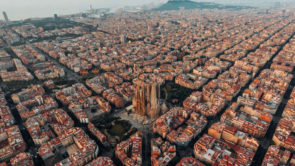 Vista aérea de Barcelona. LOGAN ARMSTRONG - UNSPLASH