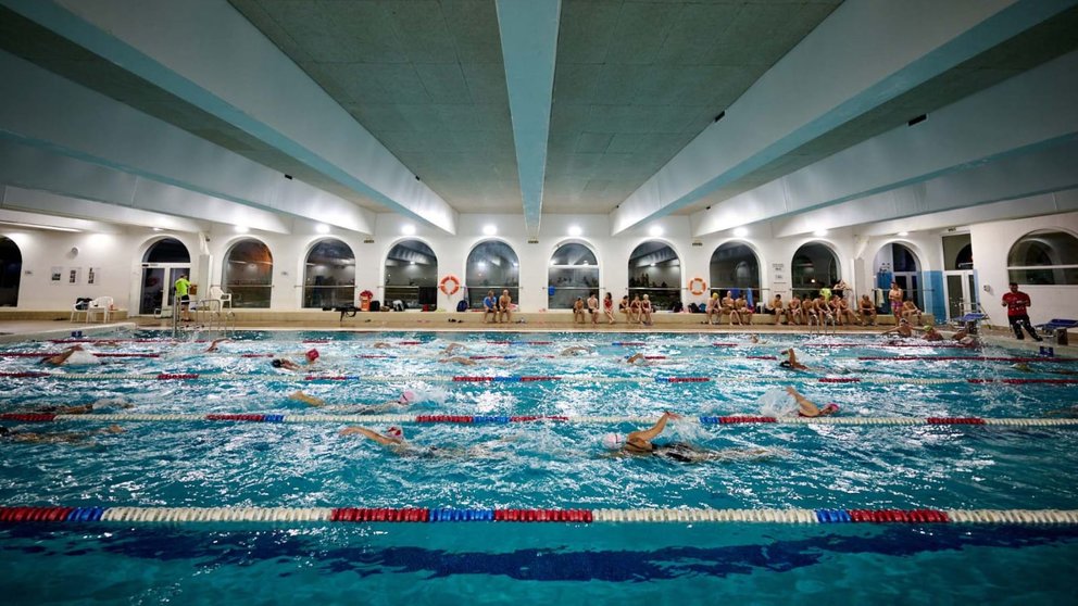 El Club Tenis de Pamplona celebra el 50 aniversario de su piscina cubierta. CLUB TENIS PAMPLONA