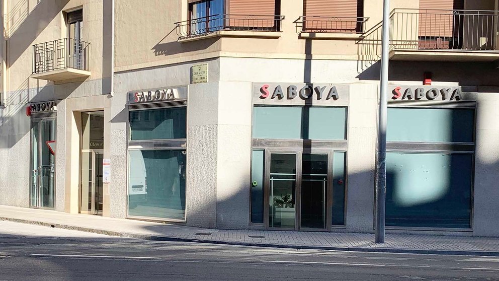 Tienda de moda Saboya en la avenida de Zaragoza, esquina con la calle Leyre en Pamplona. Navarra.com