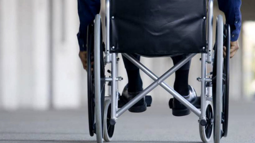 Resultado de imagen para esclerosis multiple sillas de ruedas