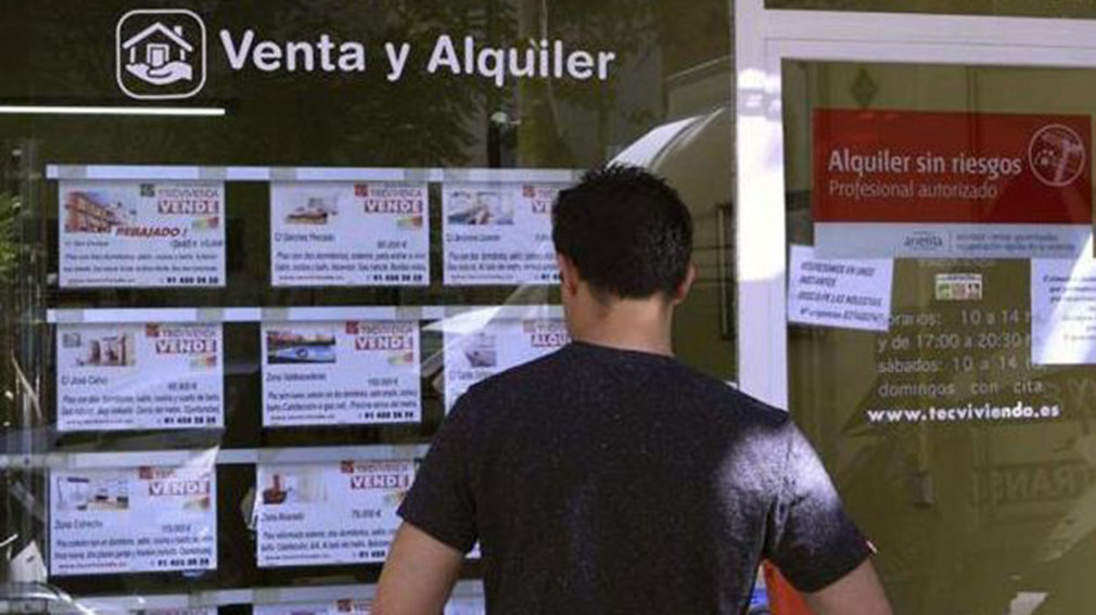 El Gobierno de Chivite ya rastrea las viviendas vacías de Navarra y 'presiona' a sus dueños para alquilarlas