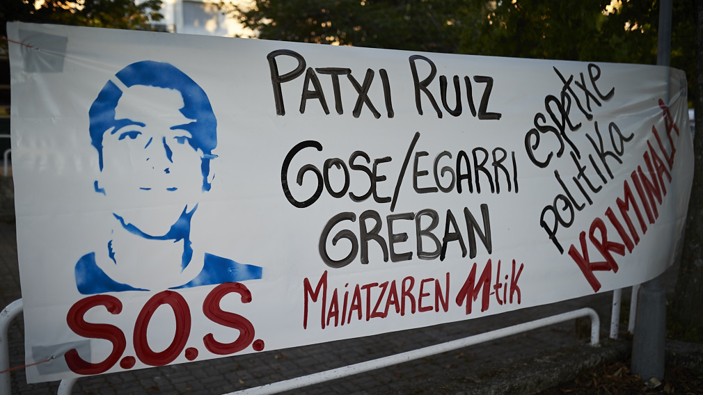 Un juez autoriza llevar al hospital al etarra Patxi Ruiz en huelga de hambre desde hace once días