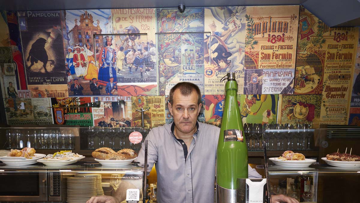 El bar de la Estafeta de Pamplona que se transforma en un museo de San Fermín