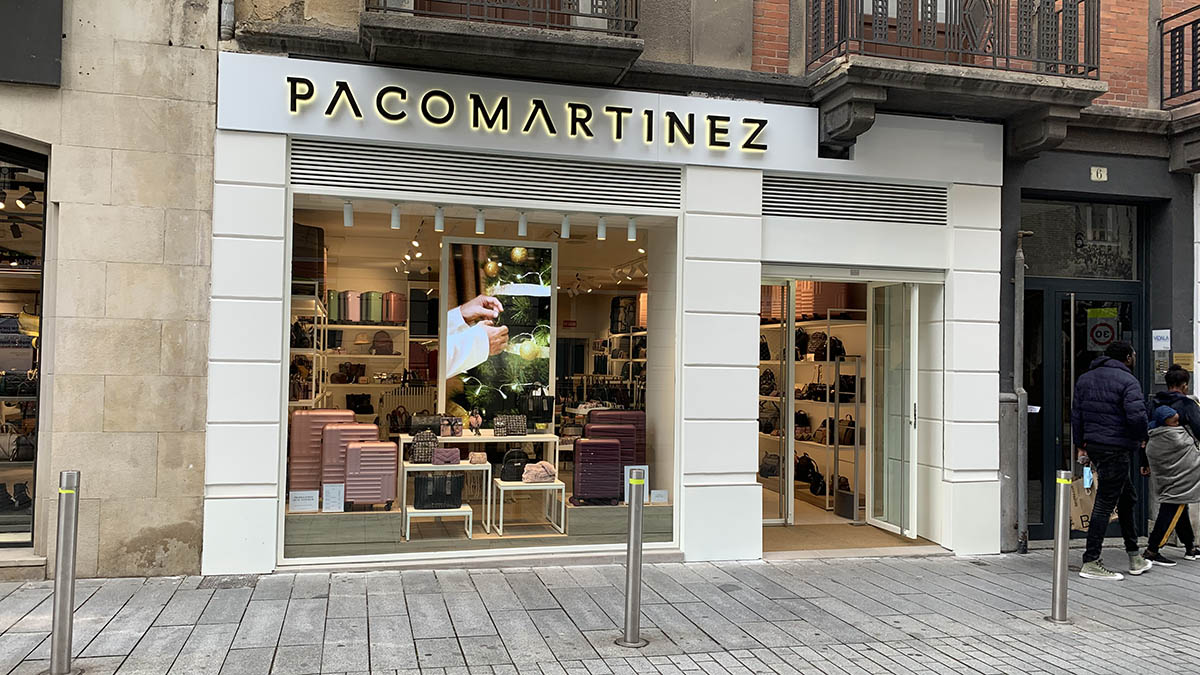 quemado Menstruación Aventurero Paco Martínez abre una nueva tienda en Pamplona, la segunda en la ciudad